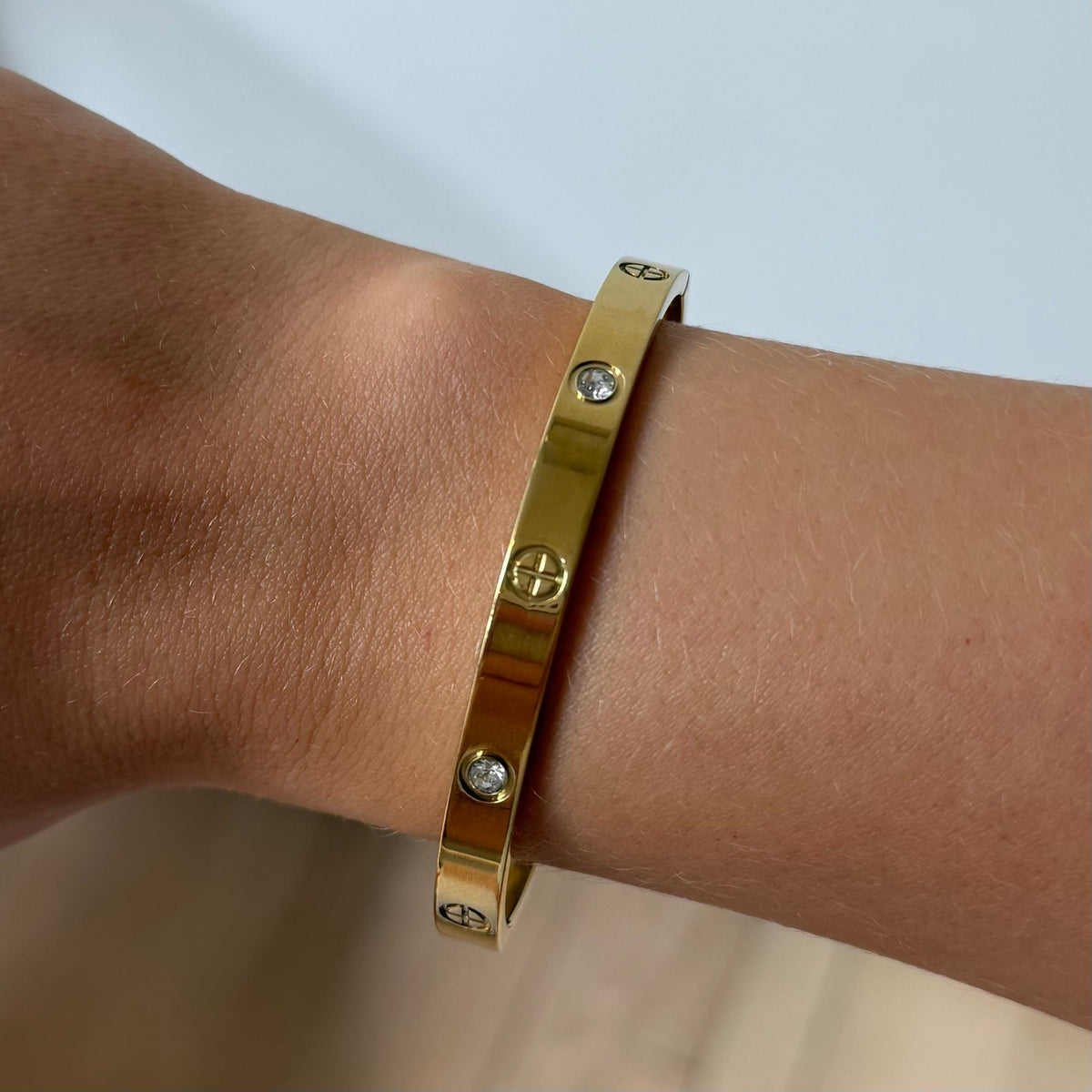 Rich Babe Bangle - EVRYJEWELS