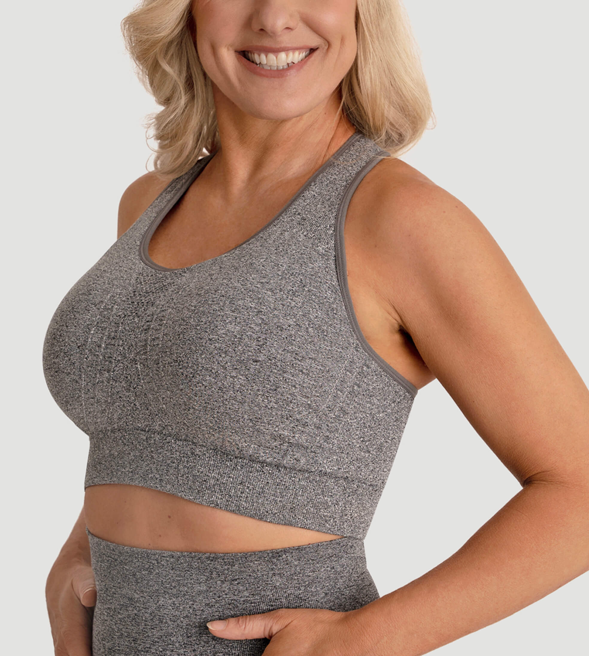 Racerback Seamless Sports Bra