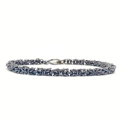 Delicate Byzantine Chainmaille Bracelet in Oxidized Silver