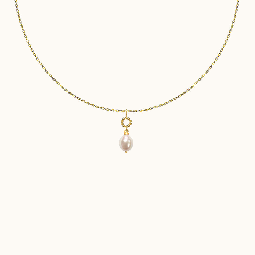 Delicate Natural Pearl Pendant Necklace