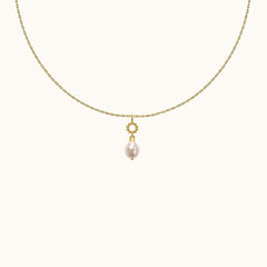 Delicate Natural Pearl Pendant Necklace