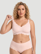 NEW DROP - LIMITED STOCK - Scalloped Push-Up Wireless Jelly Bra