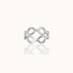 Single Chain Ear Cuff